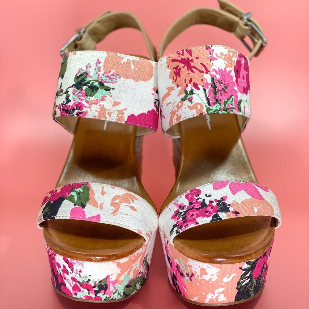 Jessica Simpson Anika Wedge (Size:8.5M/38.5)